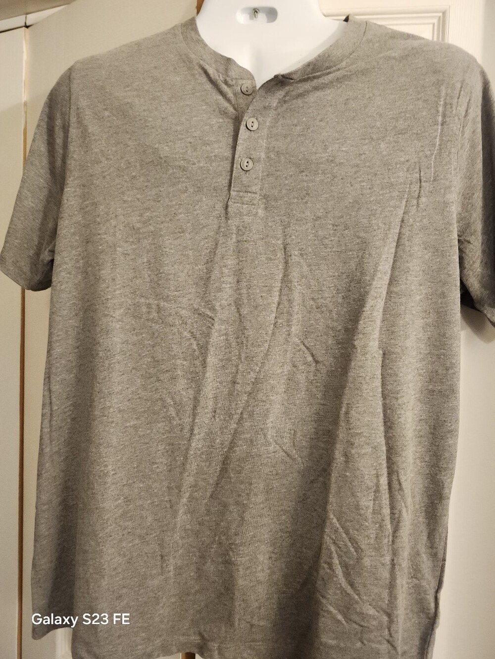 New Men's Old Navy Grey Henley L